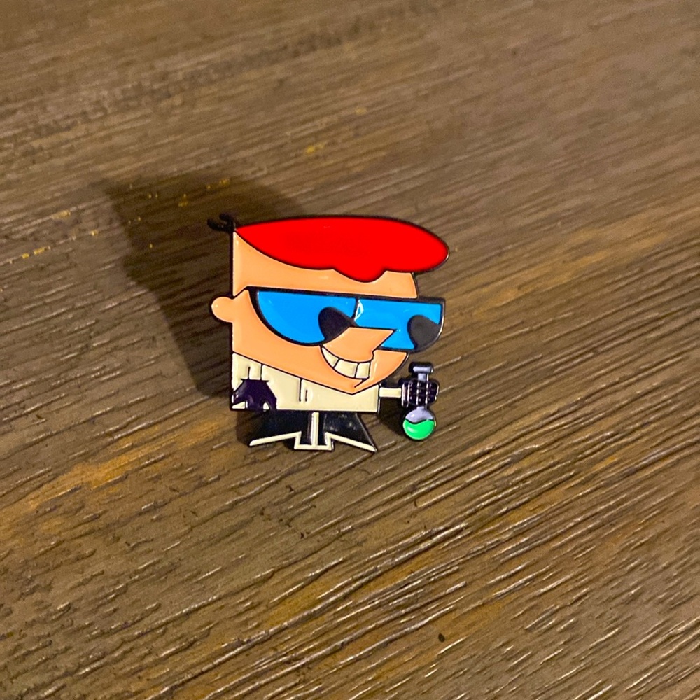 Dexter‘s laboratory brooch pin